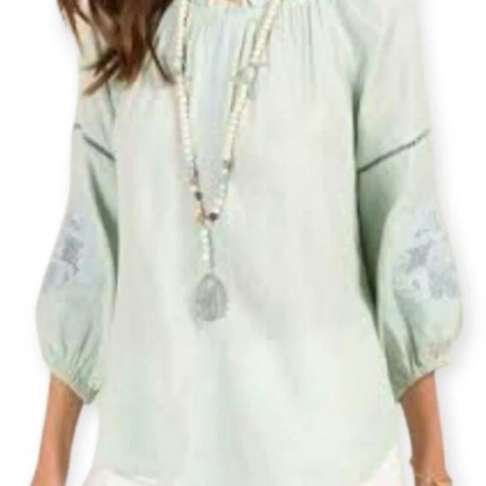 FRANCESCA'S BLUE RAIN MINT OFF-THE-SHOULDER TOP SZ.S EUC.